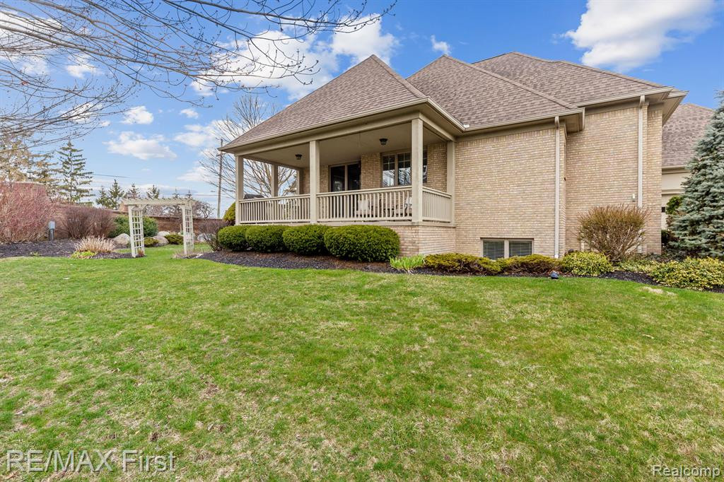 53733 REGENCY HILLS, Shelby Twp, MI 48316 — Photo 7