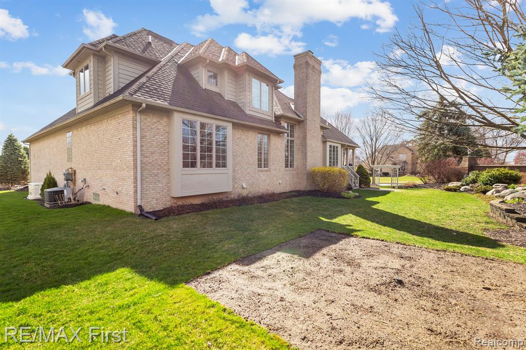 53733 REGENCY HILLS, Shelby Twp, MI 48316 — Photo 10