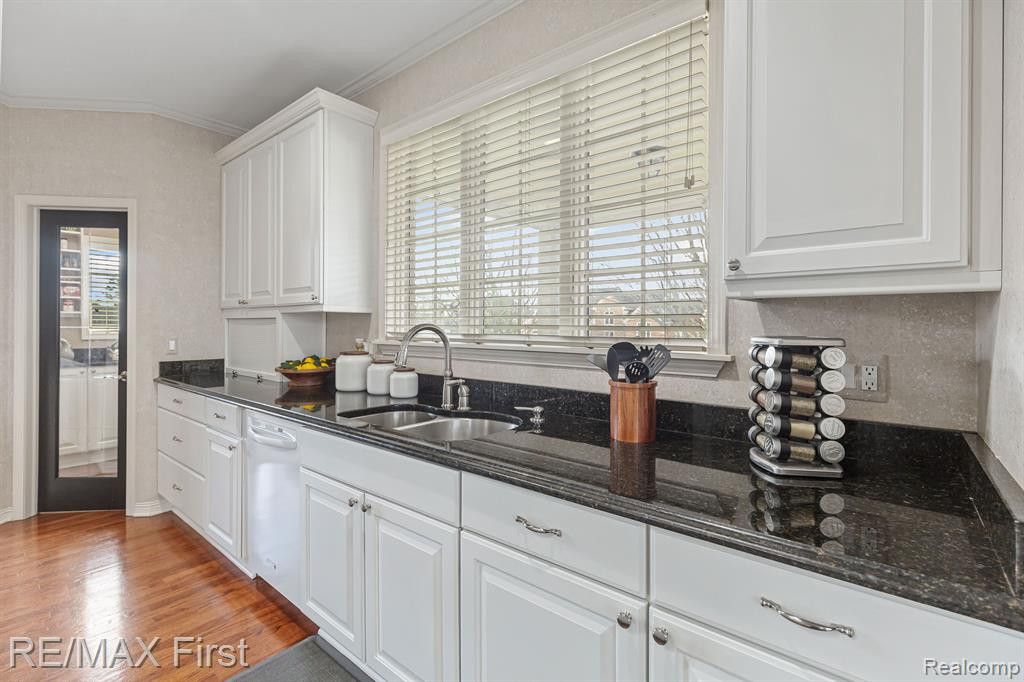 53733 REGENCY HILLS, Shelby Twp, MI 48316 — Photo 19