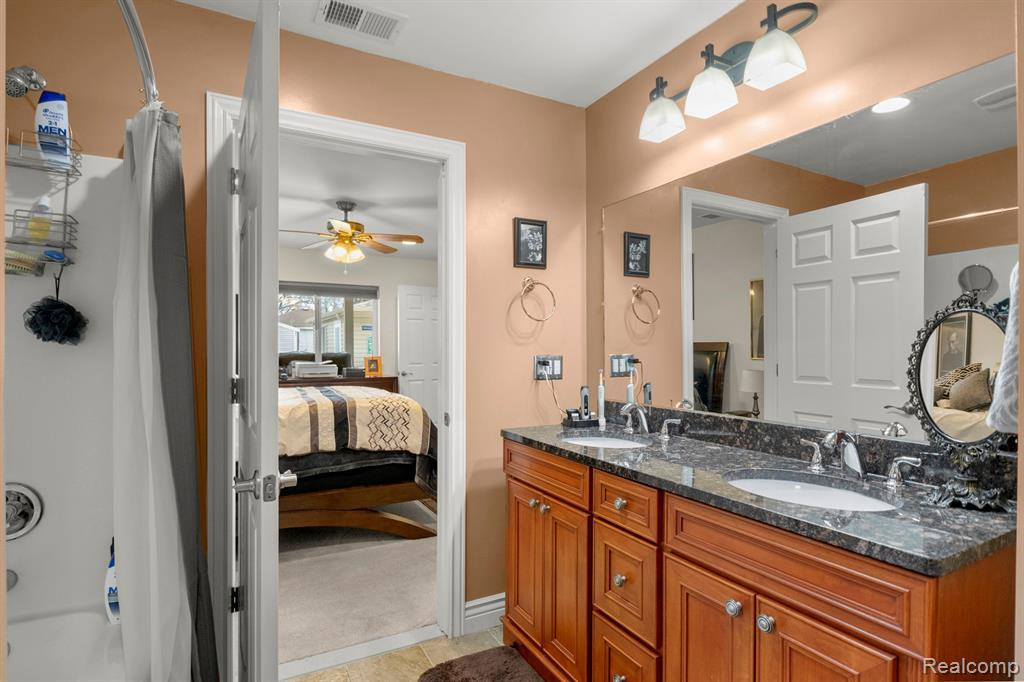 6580 N WAVERLY Street, Dearborn Heights, MI 48127 — Photo 25
