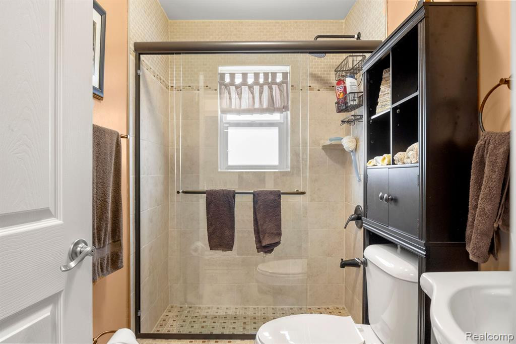 6580 N WAVERLY Street, Dearborn Heights, MI 48127 — Photo 29