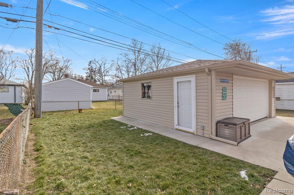 6580 N WAVERLY Street, Dearborn Heights, MI 48127 — Photo 33