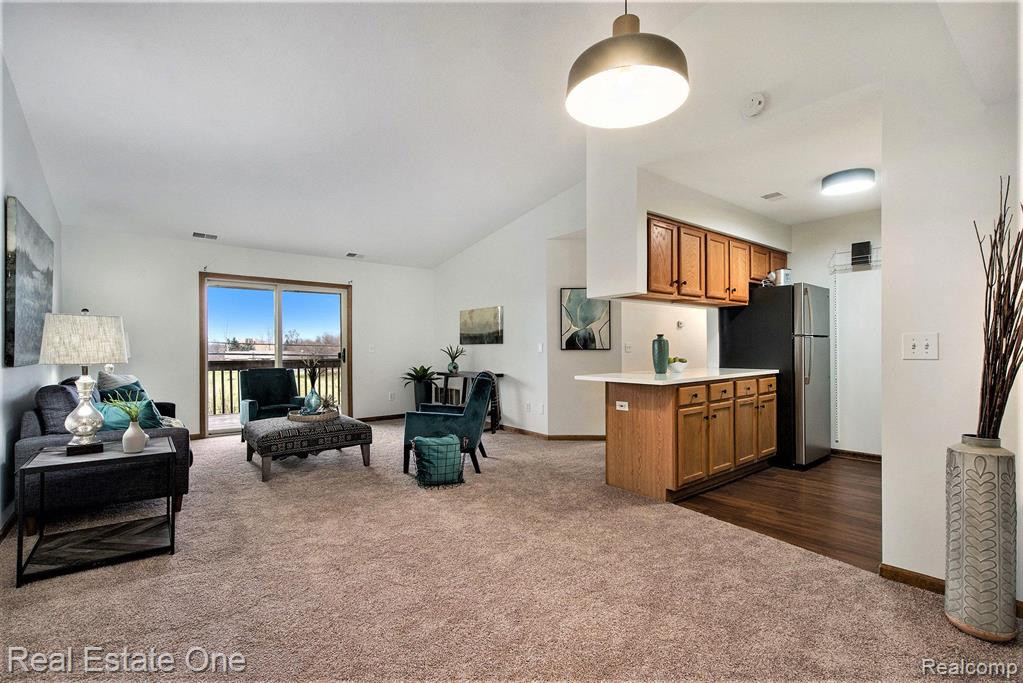 2658 STADIUM VIEW Drive, 7, Ypsilanti, MI 48197 — Photo 4