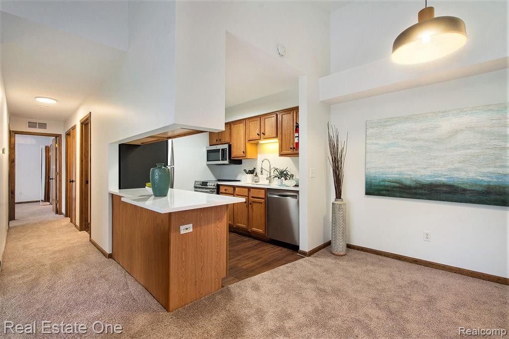 2658 STADIUM VIEW Drive, 7, Ypsilanti, MI 48197 — Photo 5