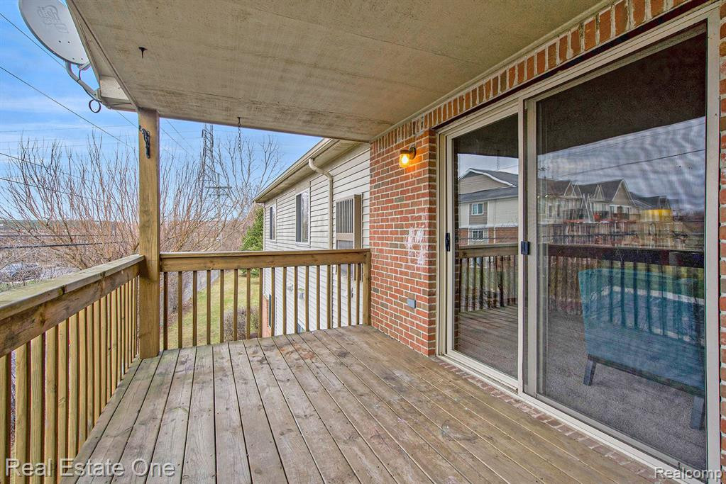 2658 STADIUM VIEW Drive, 7, Ypsilanti, MI 48197 — Photo 15