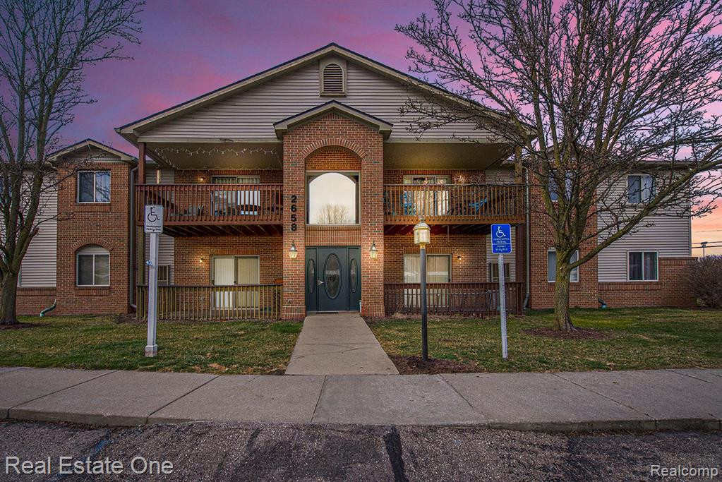 2658 STADIUM VIEW Drive, 7, Ypsilanti, MI 48197 — Photo 18
