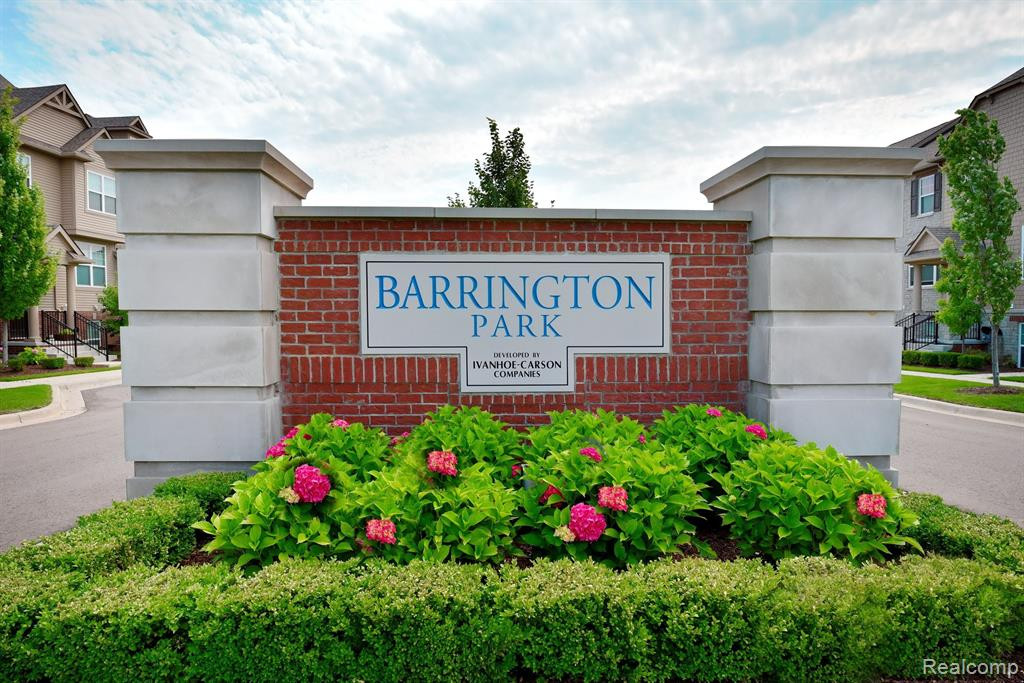 863 Barclay Circle, Rochester Hills, MI 48307 — Photo 2