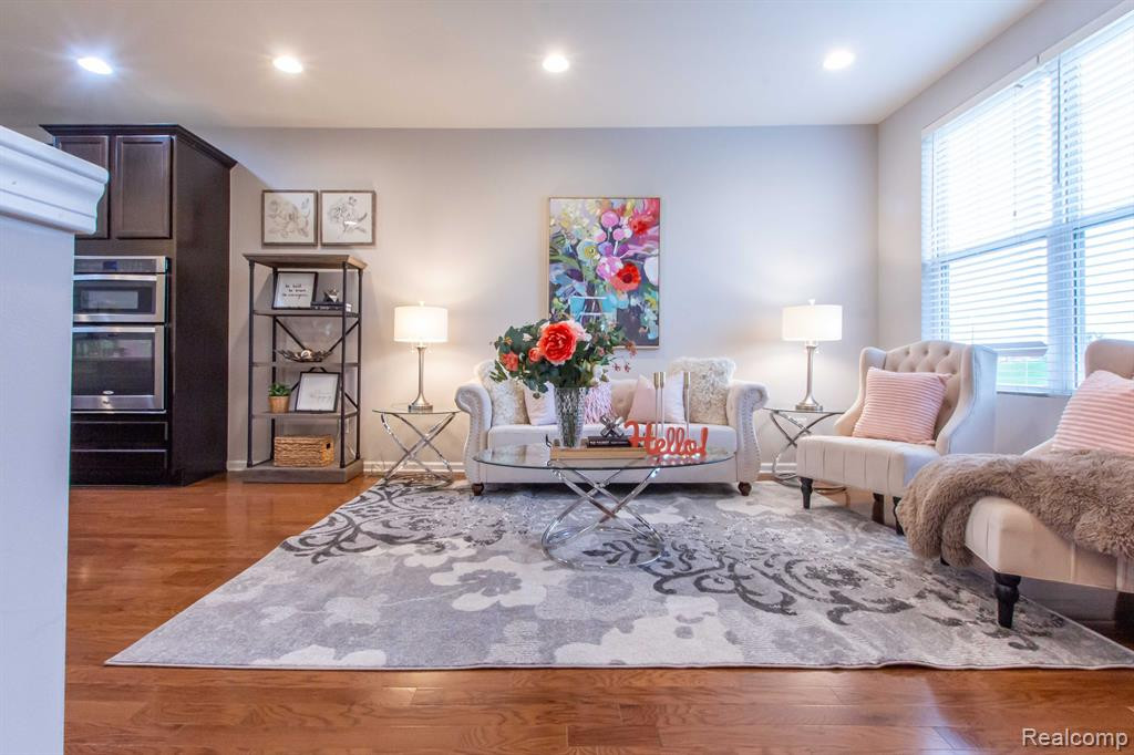 863 Barclay Circle, Rochester Hills, MI 48307 — Photo 5