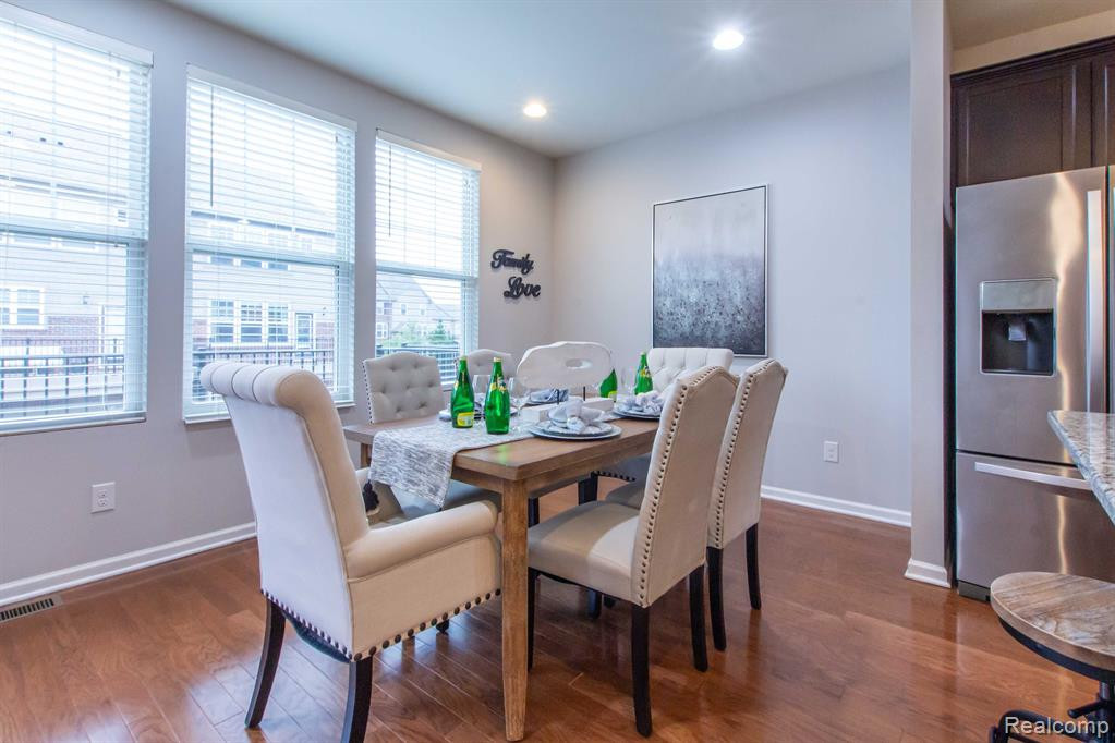 863 Barclay Circle, Rochester Hills, MI 48307 — Photo 14