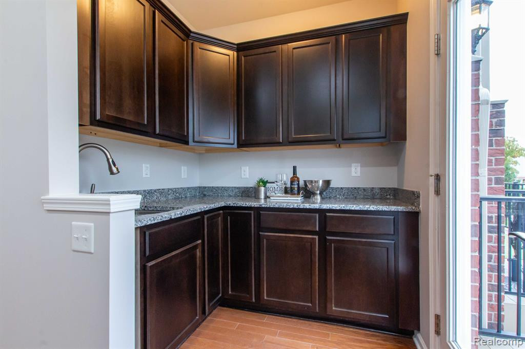 863 Barclay Circle, Rochester Hills, MI 48307 — Photo 17