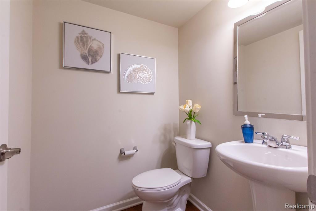 863 Barclay Circle, Rochester Hills, MI 48307 — Photo 18