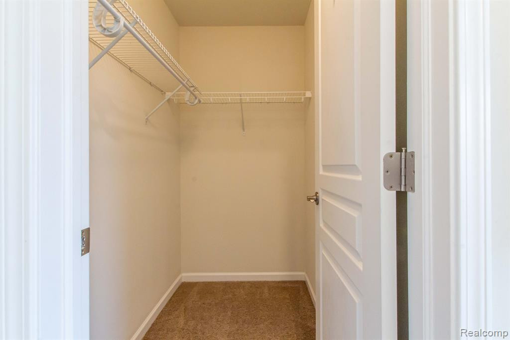 863 Barclay Circle, Rochester Hills, MI 48307 — Photo 22