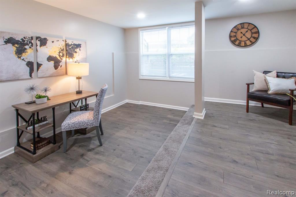 863 Barclay Circle, Rochester Hills, MI 48307 — Photo 30