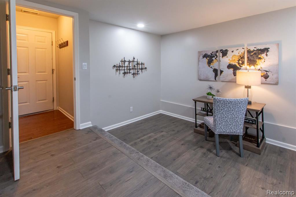 863 Barclay Circle, Rochester Hills, MI 48307 — Photo 31