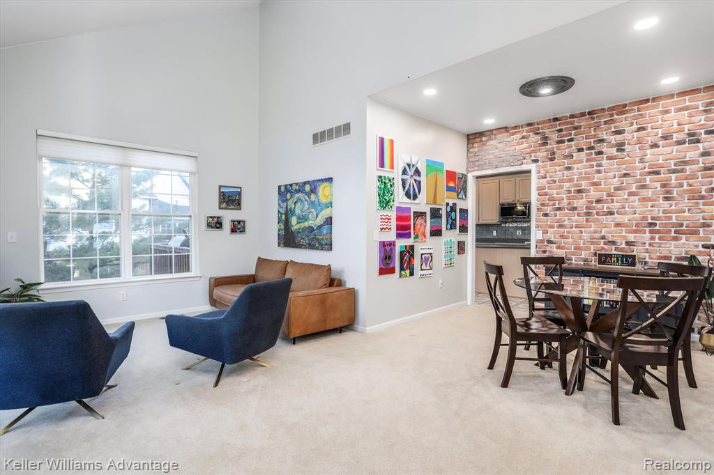 29274 DOUGLAS Drive, Novi, MI 48377 — Photo 6