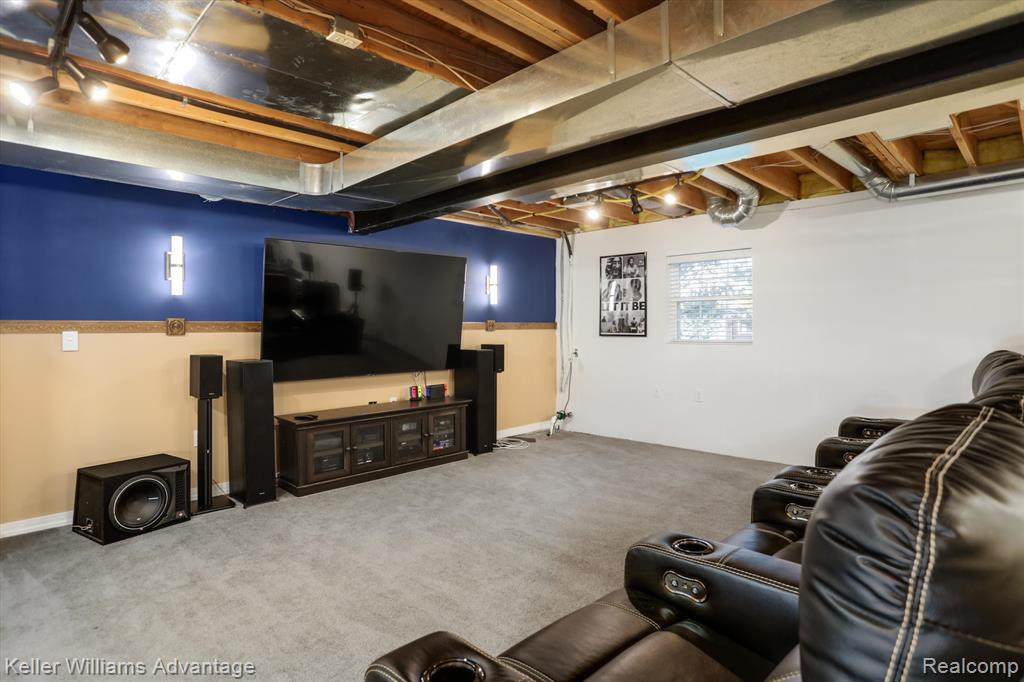 29274 DOUGLAS Drive, Novi, MI 48377 — Photo 22