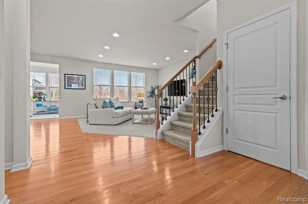 42608 Laird Lane, Canton, MI 48187 — Photo 3