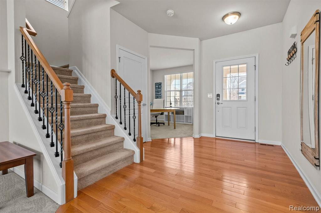 42608 Laird Lane, Canton, MI 48187 — Photo 4