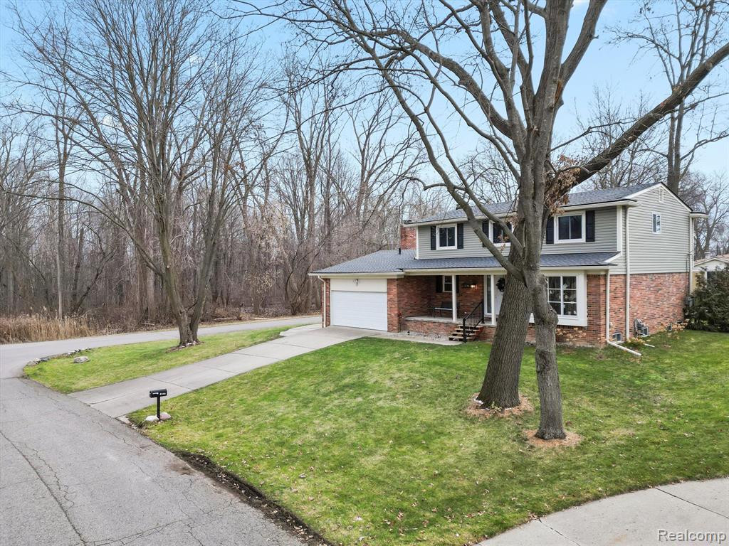 8546 SOUTHFIELD Drive, Shelby Twp, MI 48316 — Photo 3