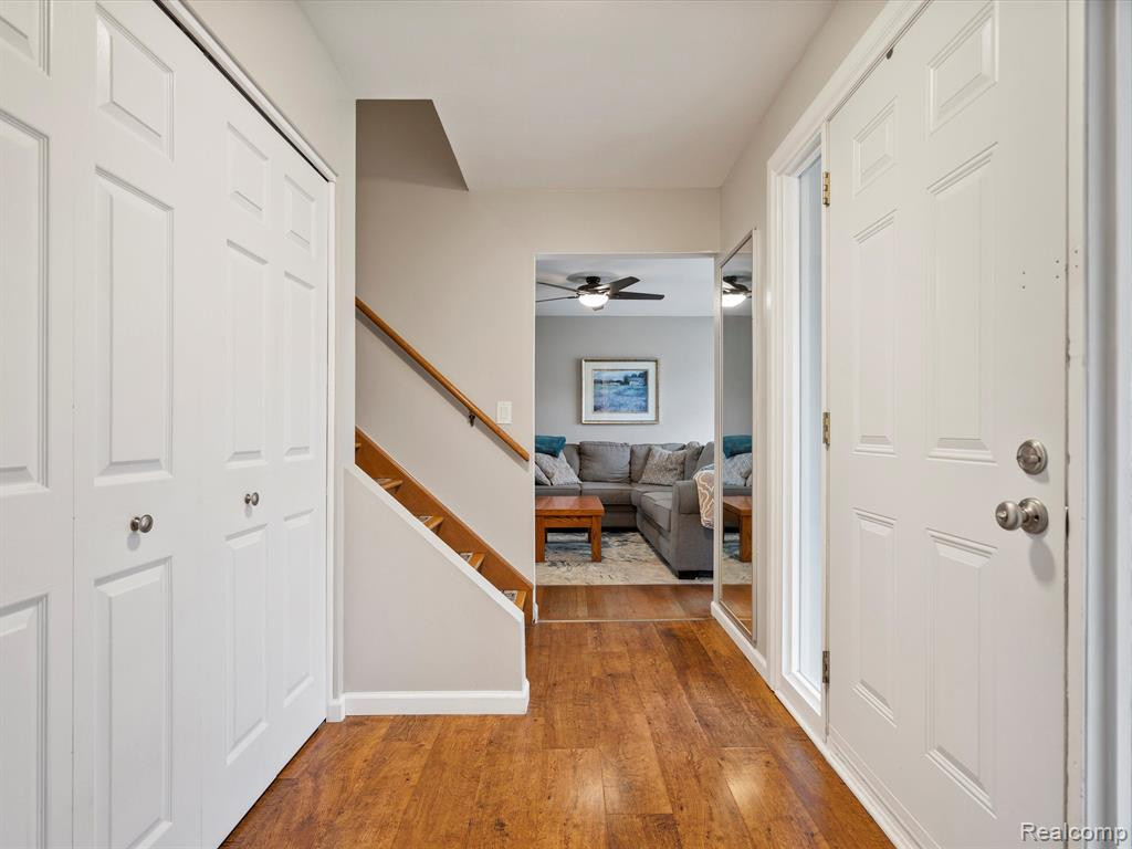 8546 SOUTHFIELD Drive, Shelby Twp, MI 48316 — Photo 7