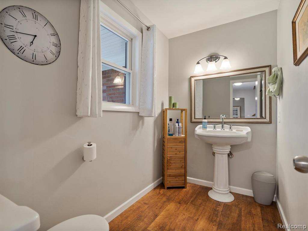 8546 SOUTHFIELD Drive, Shelby Twp, MI 48316 — Photo 19