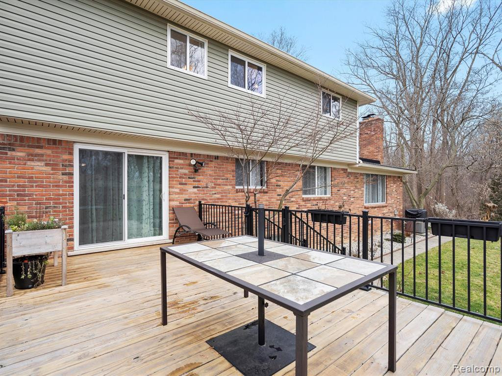 8546 SOUTHFIELD Drive, Shelby Twp, MI 48316 — Photo 40