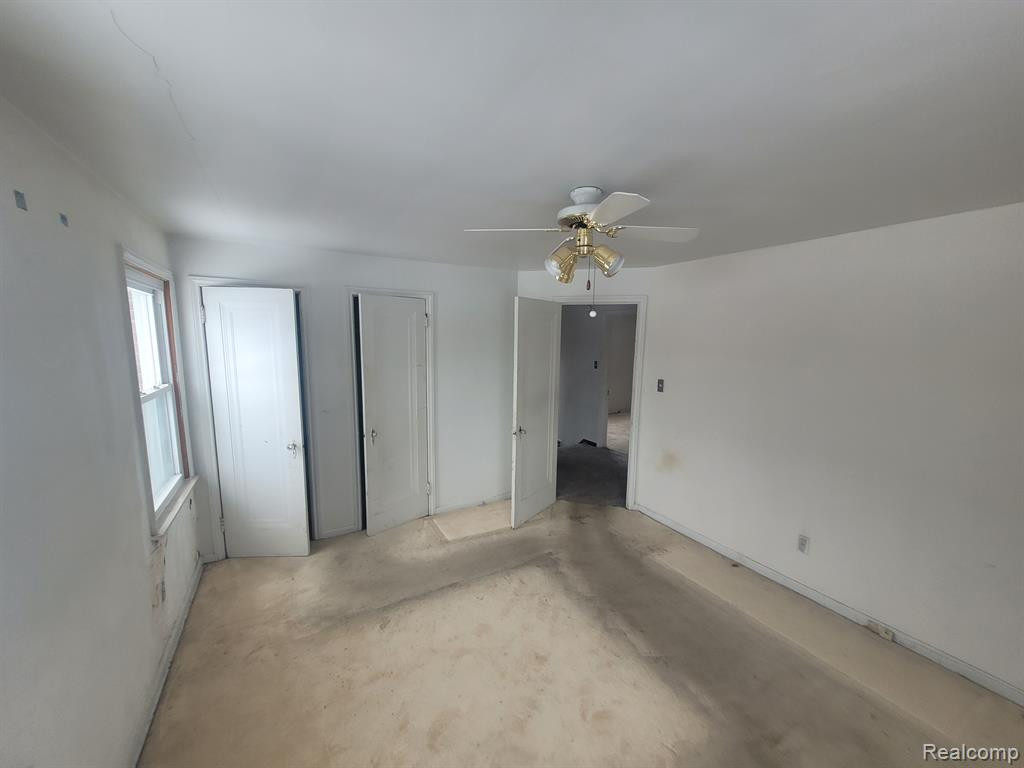 5567 NEWPORT Street, Detroit, MI 48213 — Photo 15