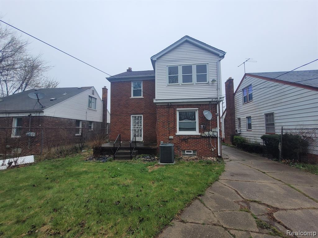 5567 NEWPORT Street, Detroit, MI 48213 — Photo 22