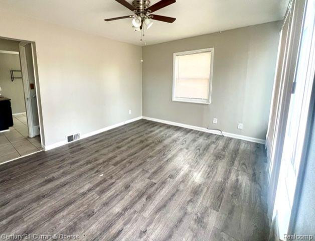 5885 WESTWOOD Street, Detroit, MI 48228 — Photo 2