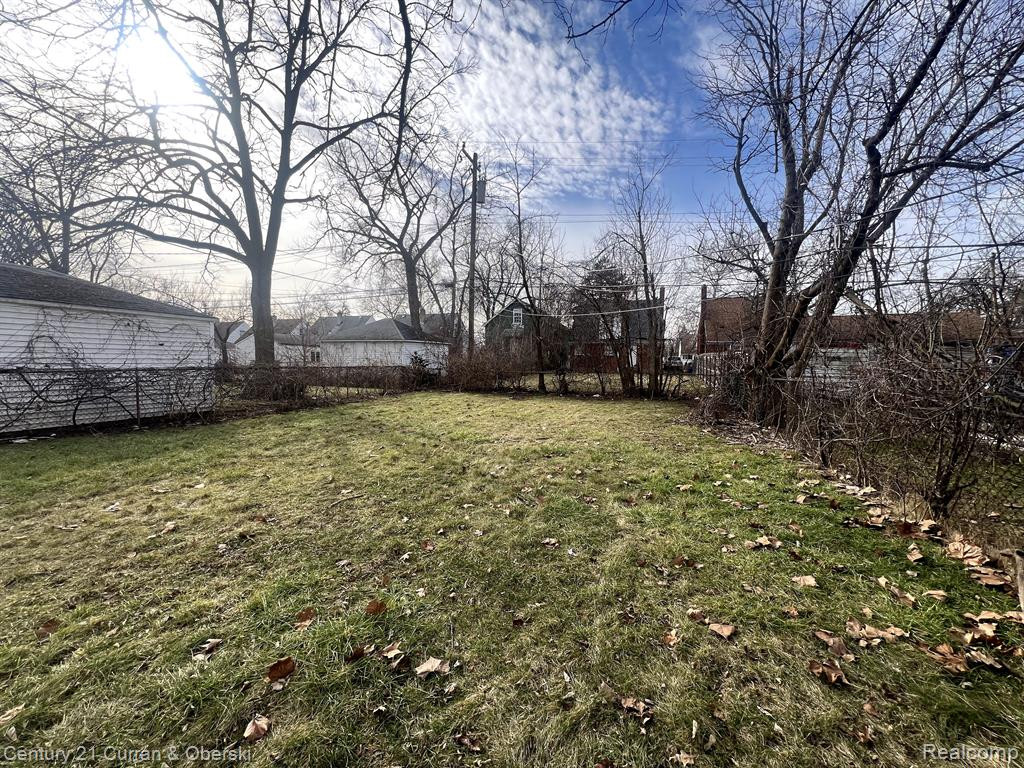 5885 WESTWOOD Street, Detroit, MI 48228 — Photo 15