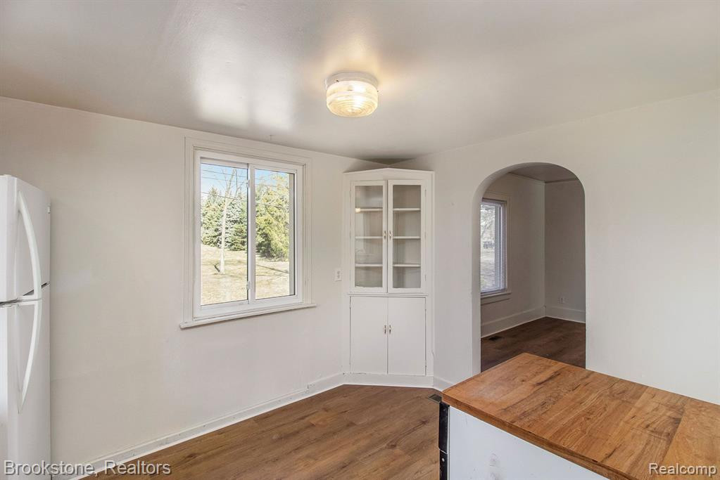6644 AUBURN Road, Utica, MI 48317 — Photo 9