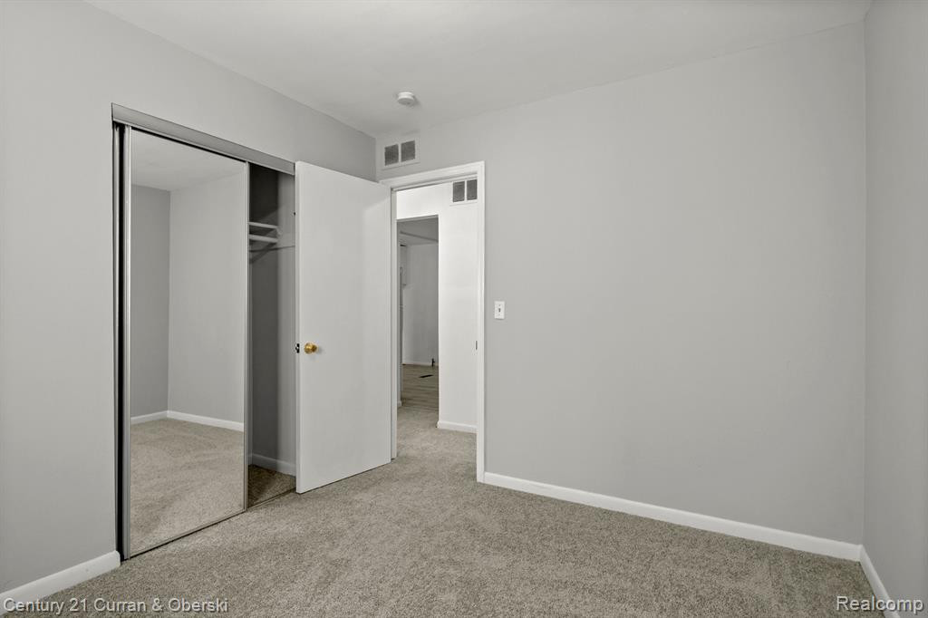 4632 FLEMING Street, Dearborn Heights, MI 48125 — Photo 23