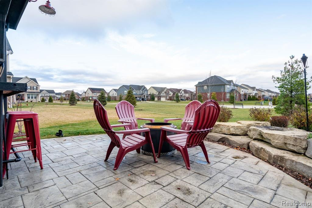 50614 MAYWOOD Drive, Canton, MI 48188 — Photo 49