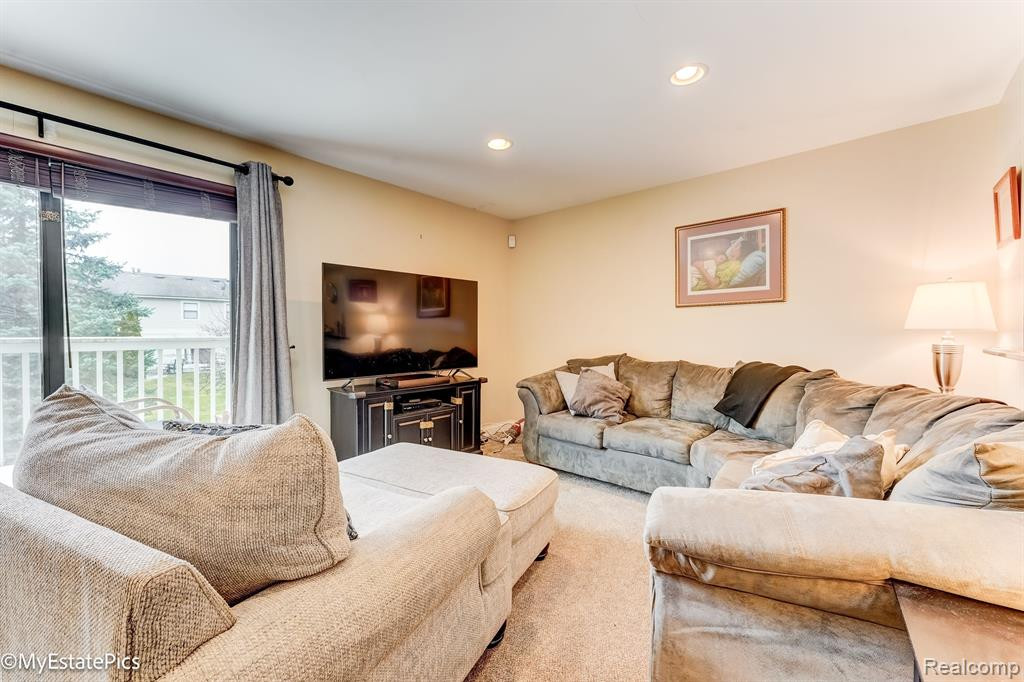 5644 DRAKE HOLLOW Drive E, West Bloomfield, MI — Photo 5
