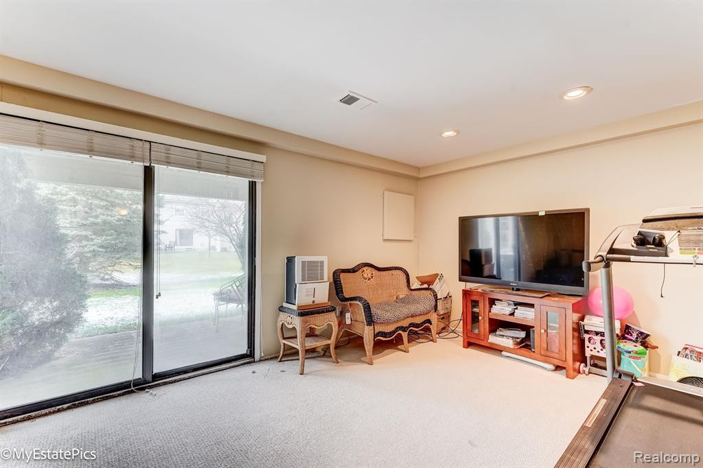 5644 DRAKE HOLLOW Drive E, West Bloomfield, MI — Photo 27