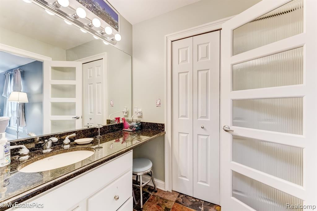 5644 DRAKE HOLLOW Drive E, West Bloomfield, MI — Photo 34