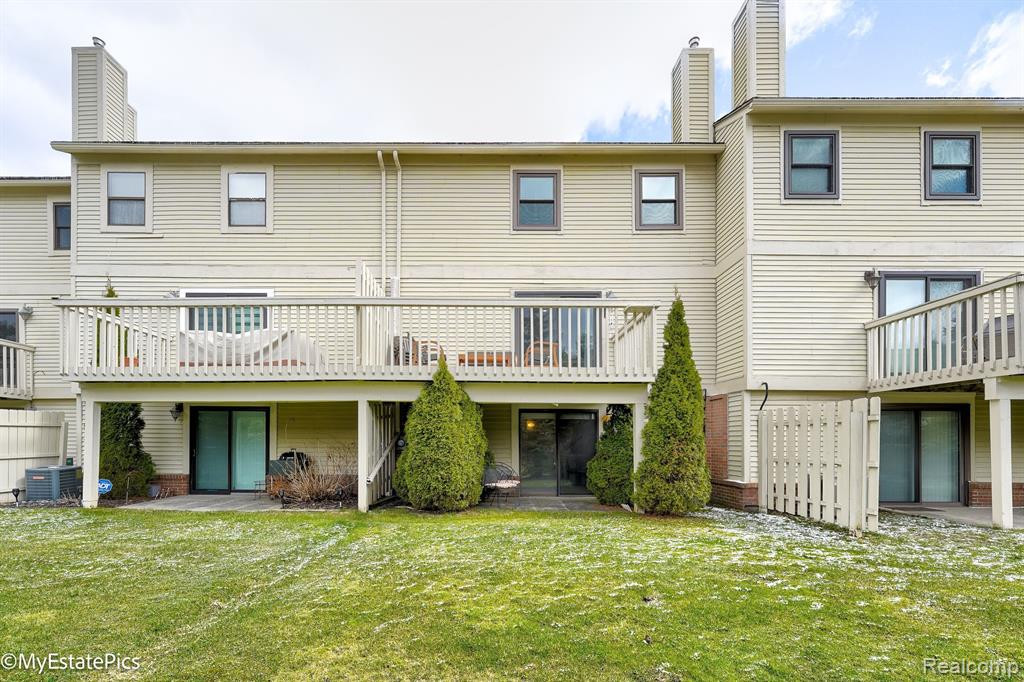 5644 DRAKE HOLLOW Drive E, West Bloomfield, MI — Photo 42