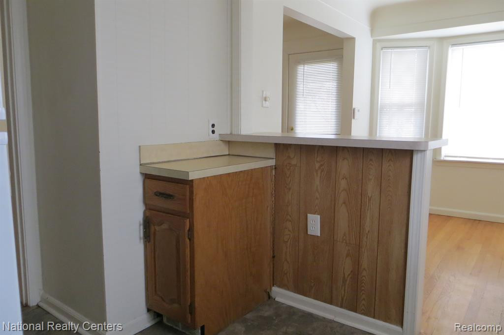 4171 HUBBARD Avenue, Lincoln Park, MI 48146 — Photo 8
