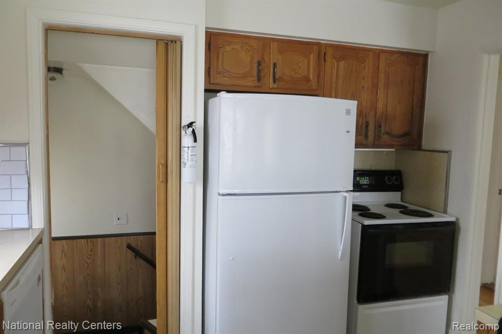 4171 HUBBARD Avenue, Lincoln Park, MI 48146 — Photo 11