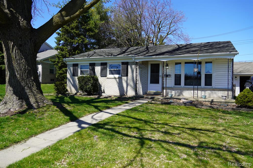 4625 AUBURN Road, Shelby Twp, MI 48317 — front exterior