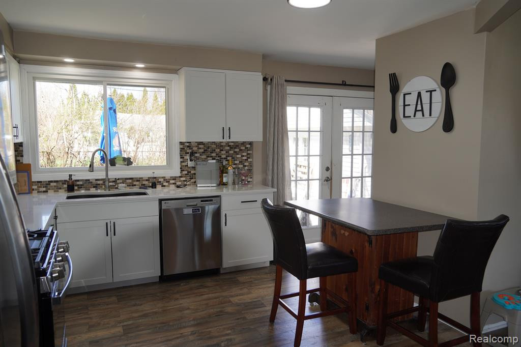4625 AUBURN Road, Shelby Twp, MI 48317 — Photo 7