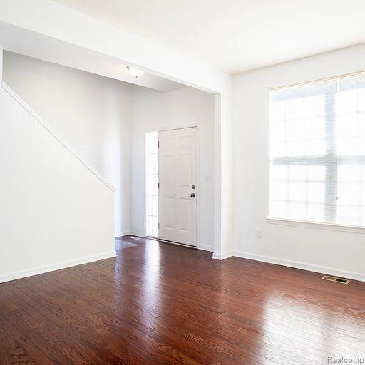 9165 Creekway Drive, Ypsilanti, MI 48197 — Photo 4