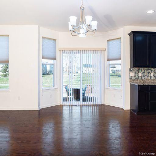 9165 Creekway Drive, Ypsilanti, MI 48197 — Photo 8