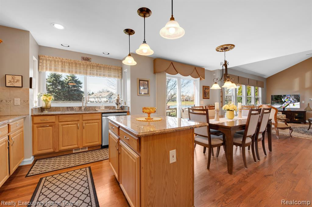 56683 ABERDEEN Drive, Shelby Twp, MI 48316 — Photo 13