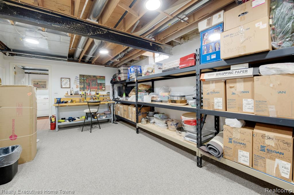 56683 ABERDEEN Drive, Shelby Twp, MI 48316 — Photo 33