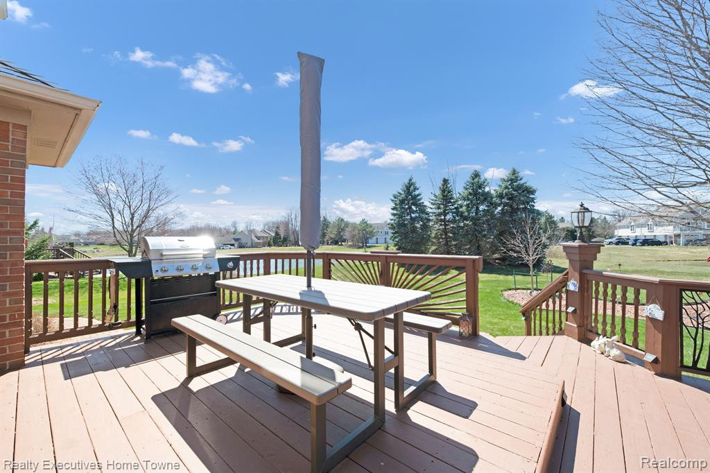 56683 ABERDEEN Drive, Shelby Twp, MI 48316 — Photo 38