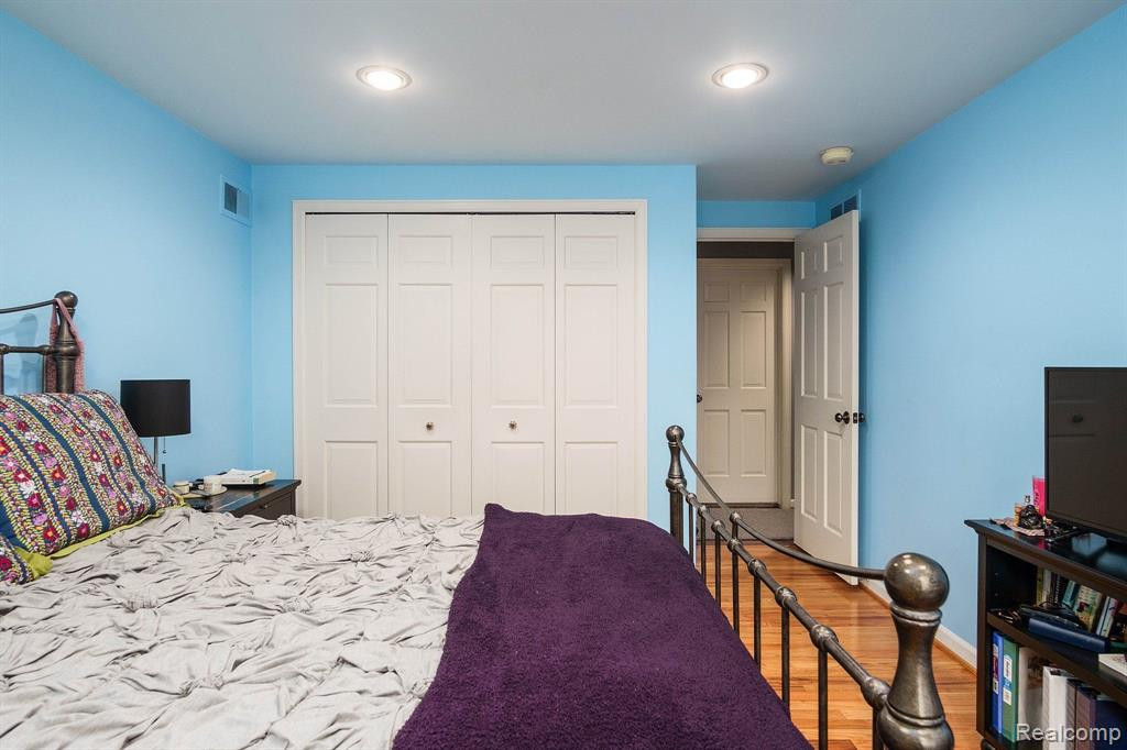 7460 STONY RIVER Court, Bloomfield Hills, MI 48301 — Photo 34