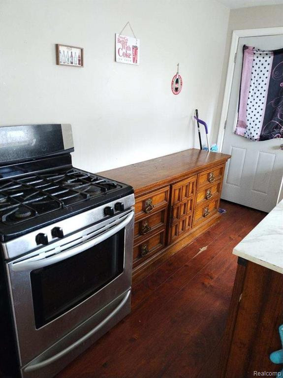 604 PATTERSON Avenue, Bay City, MI 48706 — Photo 10