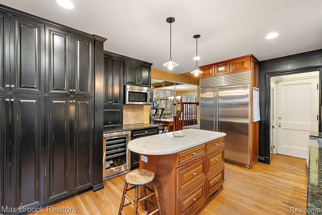 80 Devon Road, Bloomfield Hills, MI 48302 — Photo 22
