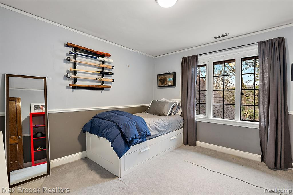 80 Devon Road, Bloomfield Hills, MI 48302 — Photo 32